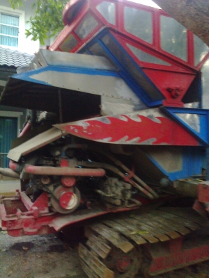 ขายรถเกี่ยวข้าว สามชุก