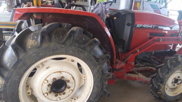 ขายรถไถ ยันม่า EF494T 2 เพลา รถสวย ออกมาได้ 2 ปีกว่า รถใหม่ๆเลย