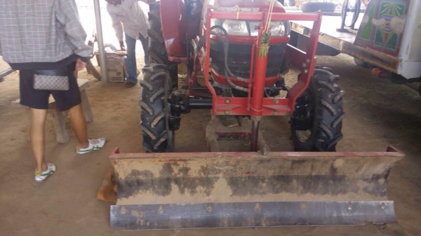 ขายรถไถ ยันม่า EF494T 2 เพลา รถสวย ออกมาได้ 2 ปีกว่า รถใหม่ๆเลย