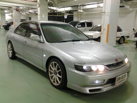ขาย Honda acord ปี 94 ท้ายก้อนเดียว วางเครื่อง H22A เกียร์ธรรมดา เครื่องเสียงเต็มลำ
