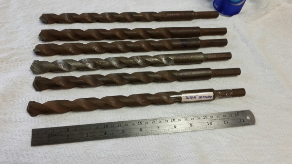 ขายดอกสว่านเก่าเก็บ ไม่เคยใช้งาน ของประเทศเดนมาร์ค