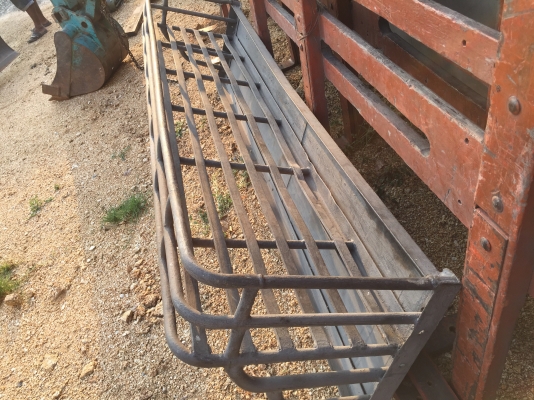 แค๊ปเก็บผ้าใบ  6 ล้อกลาง