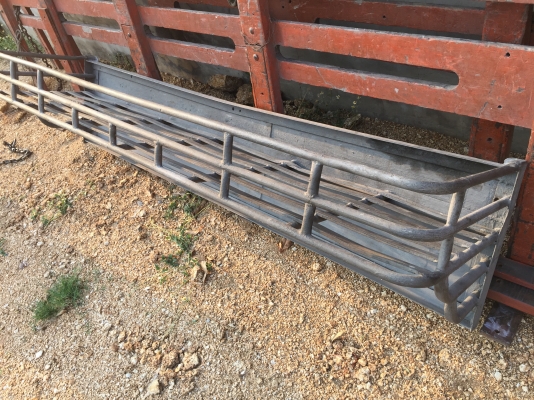 แค๊ปเก็บผ้าใบ  6 ล้อกลาง