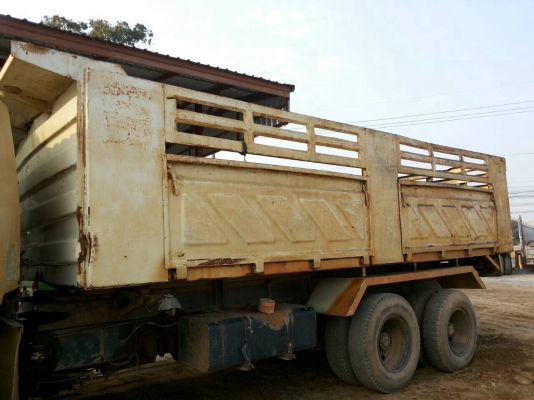 ขายกระบะดั้มสามมิตร