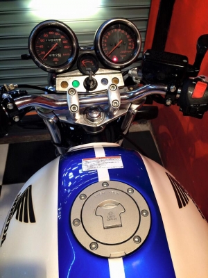T&amp;T BIKE RAMA2 รถเข้าใหม่ครับ 64500 ฿HONDA CB400 ปี98 VS.S แท้ รหัสตรงปีครับ อินวอย สรรพสามิตแท้ สีสวยเครื่องดี การันตีของเเต่งตามรูปครับ ขับขี่ดี ไม่มีสดุด ศูนย์ตรงดี
