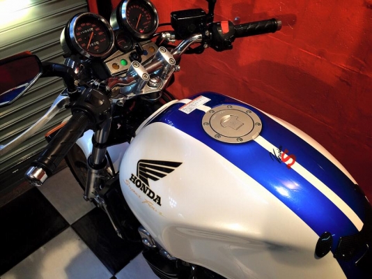 T&amp;T BIKE RAMA2 รถเข้าใหม่ครับ 64500 ฿HONDA CB400 ปี98 VS.S แท้ รหัสตรงปีครับ อินวอย สรรพสามิตแท้ สีสวยเครื่องดี การันตีของเเต่งตามรูปครับ ขับขี่ดี ไม่มีสดุด ศูนย์ตรงดี