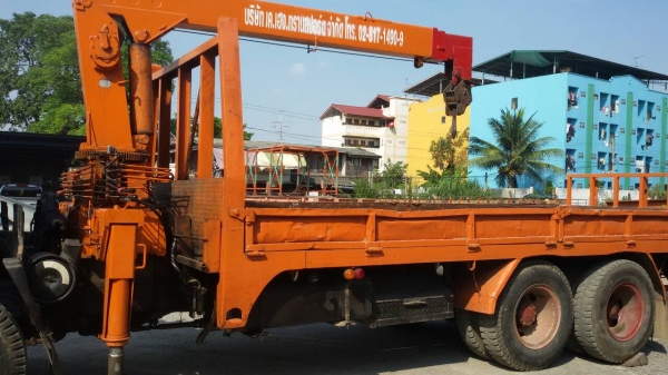 ขายด่วน 2 คัน 1.5 ครับ สนใจ ติดต่อ 0812995537 จ่าอู๊ด