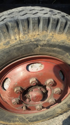 ขายด่วน 2 คัน 1.5 ครับ สนใจ ติดต่อ 0812995537 จ่าอู๊ด