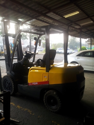 รถยกฟอร์คลิฟท์ Forklift TCM 3.0 ตัน ดีเซล เกียร์ออโต้ ยกสูง 4.0mm.