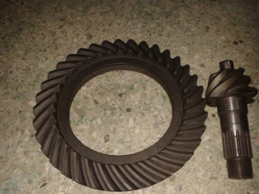 เฟืองบายสีและเดือยหมู รถยกโฟร์คลิฟต์ TOYOTA 5FD30 ของใหม่