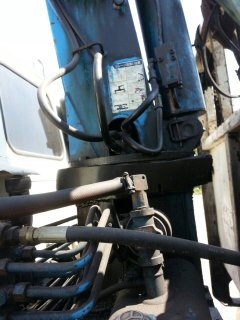 ขาย 6 ล้อติดเฮี๊ยบ 3.5 ตัน อิซุชูร็อคกี้ 175 แรง ปี 36 ยาว 6 เมตร ขาย 6 ล้อติดเฮี๊ยบ 3.5 ตัน อิซุชูร็อคกี้ 175 แรง ปี 36 ยาว 6 เมตร