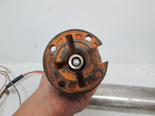 เครื่องสูบน้ำสำหรับบ่อบาดาล แฟรงคลิน พร้อมใบพัดสลัดทราย เครื่องสูบน้ำสำหรับบ่อบาดาล แฟรงคลิน พร้อมใบพัดสลัดทราย