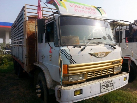 ขาย10ล้อ1เพลา เครื่องEH700 168แรง คัชซีหัวยาว เครื่องดี คัชซีสวย ยางดี สภาพพร้อมใช้งาน เอกสารพร้อมโอน สนใจโทร 090-8588220คุณนะ ID:narong498 หรือ www.truck.in.th/498 หรือfb:ณรงค์ ซื้อขายรถมือสอง(เว็บไซต์ส่วนตัว)