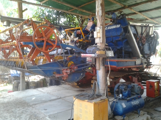 ขายรถเกียวเกษตรพัตนาอุ้มตัวเดิน10เครื่องฮีโน195ปัมอินตัน22มอเตอร์12อุ้ม1.8ตัน