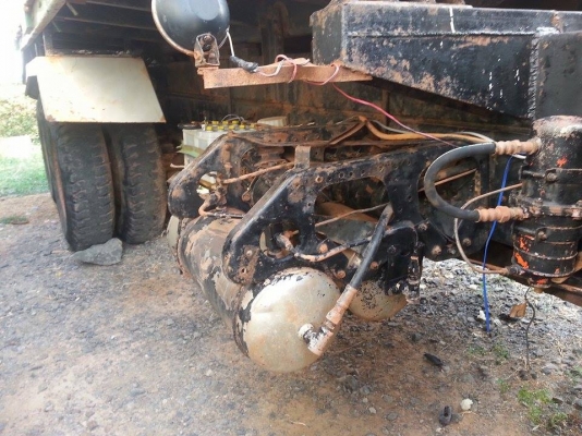 ขาย10ล้อ2เพลา ดั้มไอ้หลงFN527M-A เครื่อง195แรง พ.เพาเวอร์ เบรกทิฟฟี่ เครื่องดี คัชซีสวย ยางดี สภาพพร้อมใช้งาน เอกสารพร้อมโอน จัดไฟแนนซ์ได้ เงื่อนไขง่ายๆวันเดียวรับรถ สนใจโทร 090-8588220คุณนะ ID:narong498 หรือ www.truck.in.th/498 หรือfb:ณรงค์ ซื้อขายรถมือส