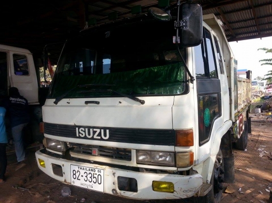 ขาย6ล้อ ดั้มร็อกกี้ FRR เครื่อง195แรง พ.เพาเวอร์ เบรกทิฟฟี่ เครื่องดี แอร์เย็น ยาง825R16 คัชซีสวย ยางดี สภาพพร้อมใช้งาน เอกสารพร้อมโอน จัดไฟแนนซ์ได้ เงื่อนไขง่ายๆวันเดียวรับรถ สนใจโทร 090-8588220คุณนะ ID:narong498 หรือ www.truck.in.th/498 หรือfb:ณรงค์ ซื้