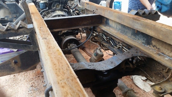 NPR 120 ฝาขาว รถห้างแท้ ราคาต่อรองได้!!!