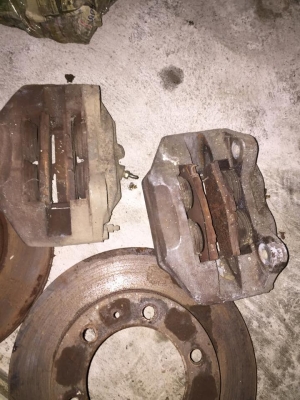 คาลิปเปอร์+จาน toyota fortuner