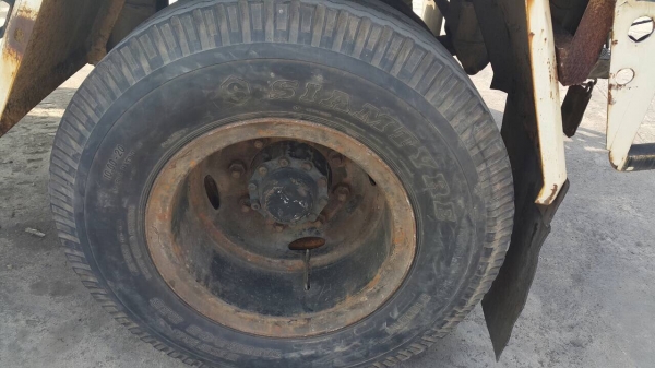 ขายหางพ่วงพื้นเรียบยาว6.1เมตรอู่เชิดชัย