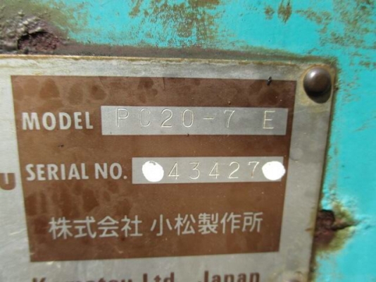 ขายรถขุด เก่านอก ยี่ห้อ : KOMATSU รุ่น : PC20-7E ซีเรียล. : 43427 เครื่องยนต์ : 3D82AE-3A-01864