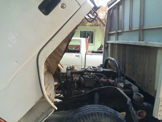 ขายหกล้อพร้อมใช้งาน เบรคทิฟฟี่ คัชชีสวย ยาง 8.25 หลังเอฟ