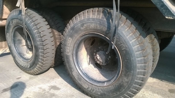 ขายแล้วไอ้หลง MA สภาพสวยจัด เดิมทุกอย่าง ยางเต็มทั้ง 10 เส้น ทะเบียนพร้อมโอน ขายแล้วไอ้หลง MA สภาพสวยจัด เดิมทุกอย่าง ยางเต็มทั้ง 10 เส้น ทะเบียนพร้อมโอน