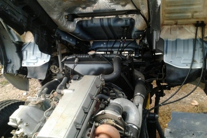 รถสิบล้อฮีโน่เมก้า2เพลา