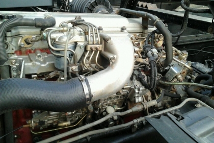 รถสิบล้อฮีโน่เมก้า2เพลา