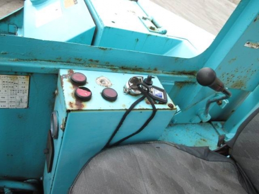 ขายkomatsupc28uu1.ถูกเหลือเชื่อ195000