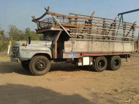 ขาย 10 ล้อหัวยาว 2 เพลา ช่วงล่างใหญ่จัมโบ้ คัสซีสวย เครื่อง HO7C 180 แรงม้า เกียร์ HO สโลว์กลาง เพาวเวอร์ ยางเต็ม ทะเบียนพร้อมโอนครับ