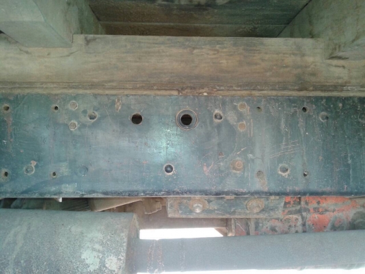 ขาย 10 ล้อหัวยาว 2 เพลา ช่วงล่างใหญ่จัมโบ้ คัสซีสวย เครื่อง HO7C 180 แรงม้า เกียร์ HO สโลว์กลาง เพาวเวอร์ ยางเต็ม ทะเบียนพร้อมโอนครับ