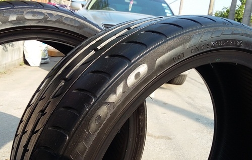 ยาง,245-35-19 TOYO T1Sport ดอกหนาไม่ปะปลายปี12หนึ่งคู่ 3,200 ยาง,245-35-19 TOYO T1Sport ดอกหนาไม่ปะปลายปี12หนึ่งคู่ 3,200