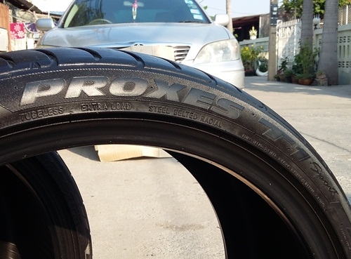 ยาง,245-35-19 TOYO T1Sport ดอกหนาไม่ปะปลายปี12หนึ่งคู่ 3,200 ยาง,245-35-19 TOYO T1Sport ดอกหนาไม่ปะปลายปี12หนึ่งคู่ 3,200