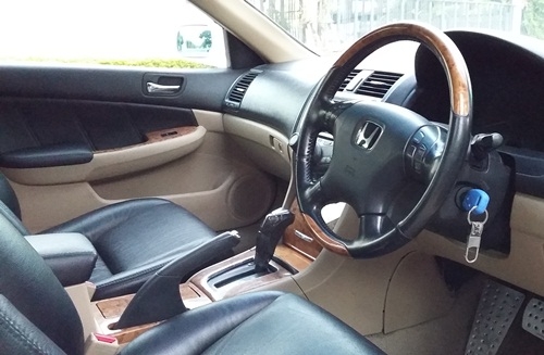 Accord G7 3.0 สีขาวซันรูฟ Mugen RE30 TEIN 450,000 Accord G7 3.0 สีขาวซันรูฟ Mugen RE30 TEIN 450,000