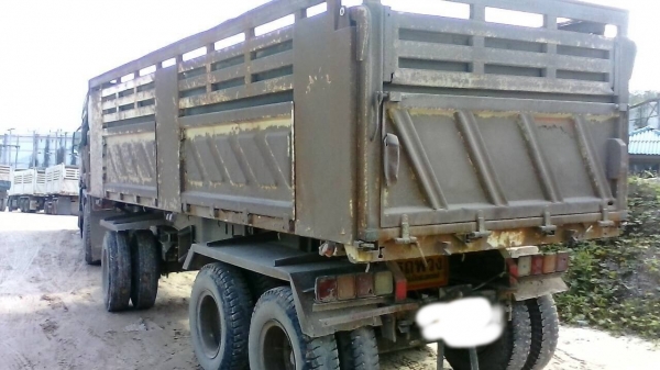 ขายดาวน์750000รถพ่วงISUZU DECA360ปี52  ไมล์2แสน ส่งต่ออีก1.8ล้าน