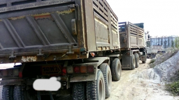 ขายดาวน์750000รถพ่วงISUZU DECA360ปี52  ไมล์2แสน ส่งต่ออีก1.8ล้าน