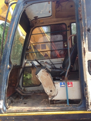 ขายรถแบคโฮ KOBELCO SK120 LP-07598 แอร์ไฟฟ้า เล่มทะเบียนพร้อม สนใจโทร 081-970-1072