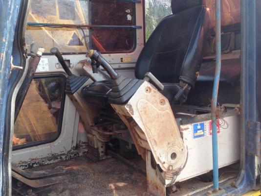 ขายรถแบคโฮ KOBELCO SK120 LP-07598 แอร์ไฟฟ้า เล่มทะเบียนพร้อม สนใจโทร 081-970-1072