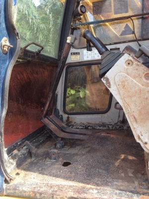 ขายรถแบคโฮ KOBELCO SK120 LP-07598 แอร์ไฟฟ้า เล่มทะเบียนพร้อม สนใจโทร 081-970-1072