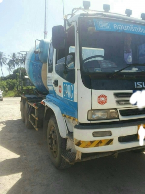 ขายรถโม่ปูนISUZU DECA270ปี48 มี4คันขายคันละ1550000