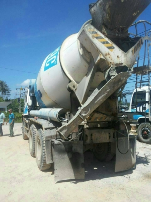 ขายรถโม่ปูนISUZU DECA270ปี48 มี4คันขายคันละ1550000 ขายรถโม่ปูนISUZU DECA270ปี48 มี4คันขายคันละ1550000