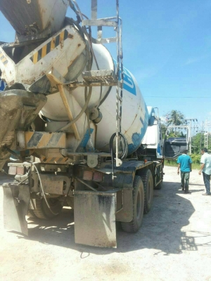 ขายรถโม่ปูนISUZU DECA270ปี48 มี4คันขายคันละ1550000 ขายรถโม่ปูนISUZU DECA270ปี48 มี4คันขายคันละ1550000