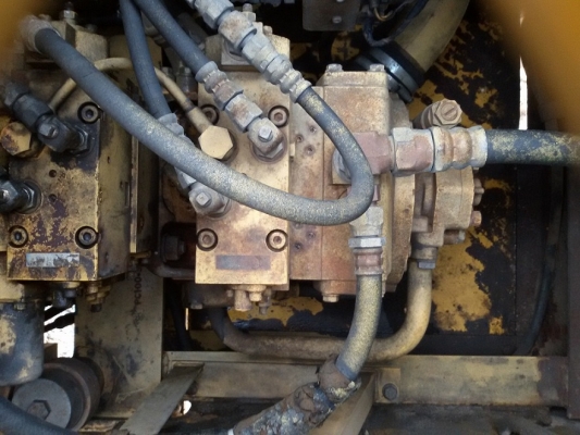 ขายแบคโฮ KOMATSU PC 100-5