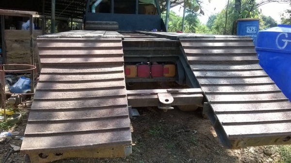 ขายรถเทเลอร์NISSAN UD cw30 2เพลาขาย350000