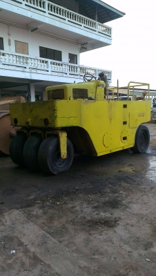 ขายรถบดล้อยาง