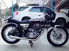 ---ขาย SR400 แต่ง Cafe สวยๆแต่งเพียบ ราคาเบาๆ---