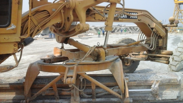 เกรดเด้อมือสอง,Catterpillar 140G S/N:5000 Up เล่ม,เต็มทำงานได้เลย