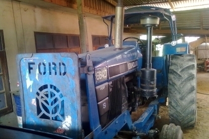 ขายFORD NEW HONLAN 6640 เพลาเดียว สภาพเยี่ยม