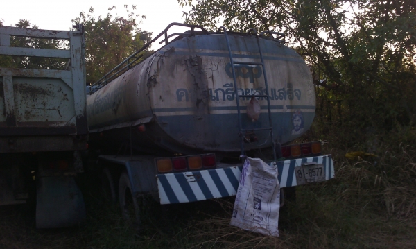 ขายด่วนรถสิบล้อหลงMAรถบรรทุกนํ้าบรรจุ16000ลิตร2เพลา ขายด่วนรถสิบล้อหลงMAรถบรรทุกนํ้าบรรจุ16000ลิตร2เพลา