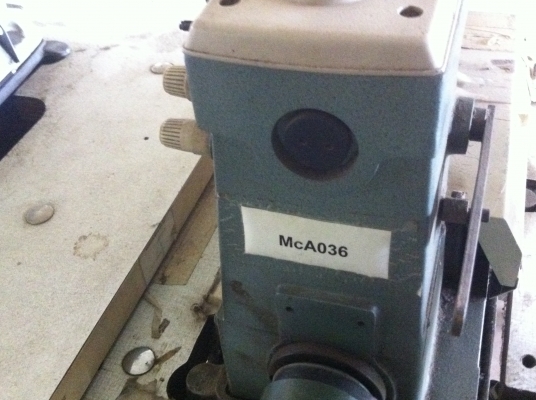 จักรเย็บผ้าอุตสาหกรรมและจักรโพ้ง จักรดึงยางยืด  ทั้งหมดมี 10 หลัง